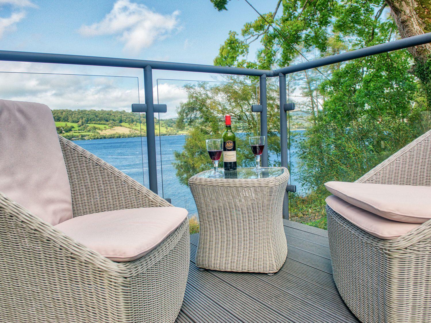 Vyrnwy Lakeside - Bala Lake 外观 照片
